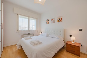 Poppy's Flat -10 min from Venice & Wi-Fi