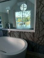 Rim Nam Ozone Homestay