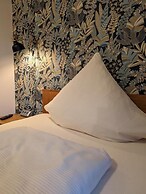 PaGa  Restaurant & Hotel