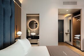 Arts & Crafts Luxury Suites by Amalia