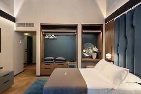 Arts & Crafts Luxury Suites by Amalia
