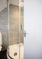 Stylish Town House - Located Close to Derby Centre