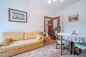 Guesthost - New! Rapallo Bellavista Vintage Flat X4