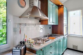 Guesthost - Riomaggiore Panoramic Apartment With Terrace! X6