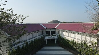 Chakrapun Valley