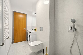 Central Monarh Tower Accomodation