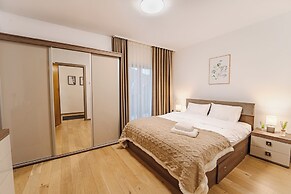 Central Monarh Tower Accomodation