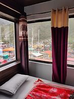 Hotel Nanda Devi