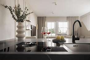 Lingers Suites & Residence