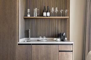 Lingers Suites & Residence
