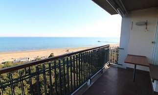 Spacious Apartment With sea View