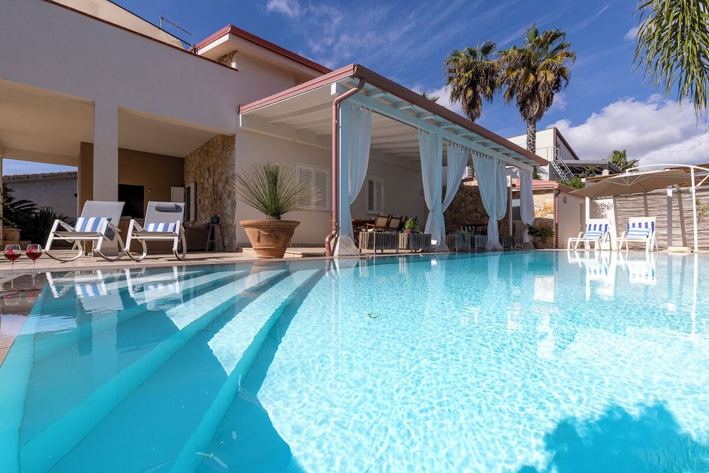 Villa Zamia con Piscina