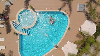 Attico Vista Mare e Piscina