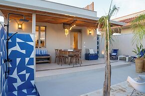 Blue Riad