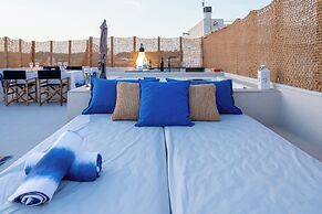 Blue Riad