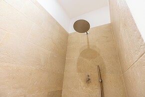 Vico Trigona con Terrazza e Jacuzzi Riscaldata