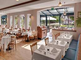 Sunday Resort Rugen Standard Double Room