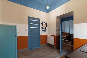 Horizon Apartments - Candy Colored House