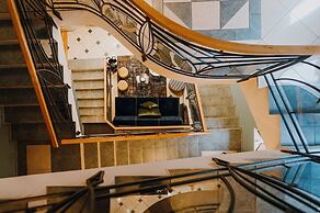 Hotel Piano