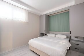 Gokmen Residences