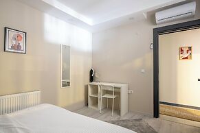 Gokmen Residences