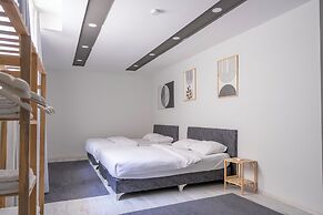 Gokmen Residences