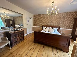 Grove Ferry Inn
