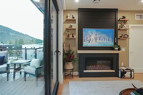 Big Hill Penthouse Chalet