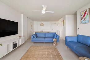 Ambassador 19 Beachside Burleigh Heads