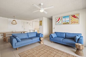 Ambassador 19 Beachside Burleigh Heads