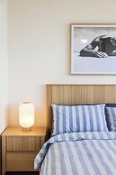 Ambassador 19 Beachside Burleigh Heads