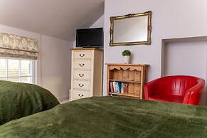 Host Stay Sea View Cottage