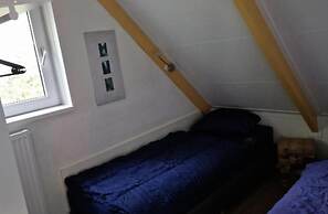 Limburg Bungalow Getaway for 6