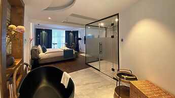La Luma Suites&Hostel