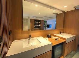 La Luma Suites&Hostel