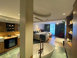 La Luma Suites&Hostel