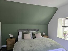 Woodside House