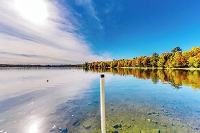 3BR Lakefront Dog-friendly w/ Dock