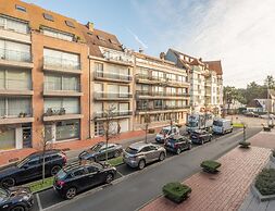 Spacious Modern Apartment in Knokke-heist