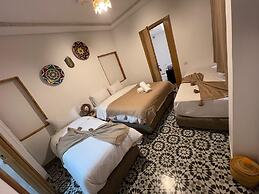 RIAD HOUCINE