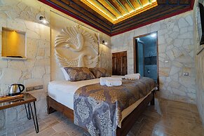 Tyana Cave House