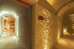 Tyana Cave House