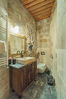 Tyana Cave House