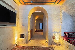 Tyana Cave House