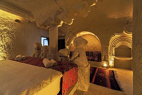 Tyana Cave House