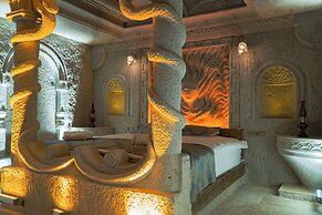 Tyana Cave House