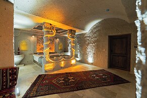 Tyana Cave House