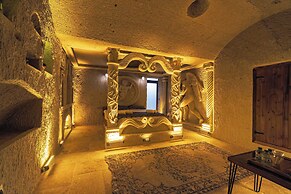 Tyana Cave House
