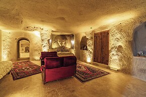 Tyana Cave House