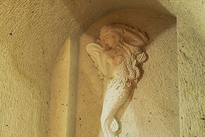 Tyana Cave House